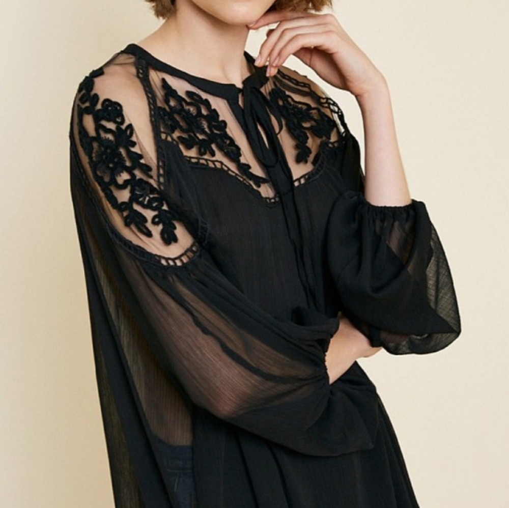 1 left! Semi Sheer Floral Lace Yoke Lantern Blouse - Picture 2 of 8